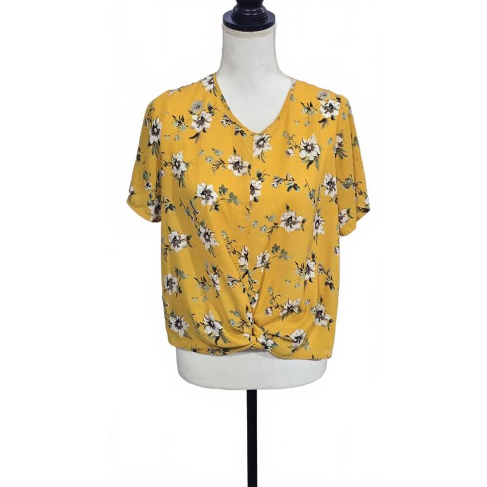 Yellow Floral Knot Front Short Sleeve Blouse